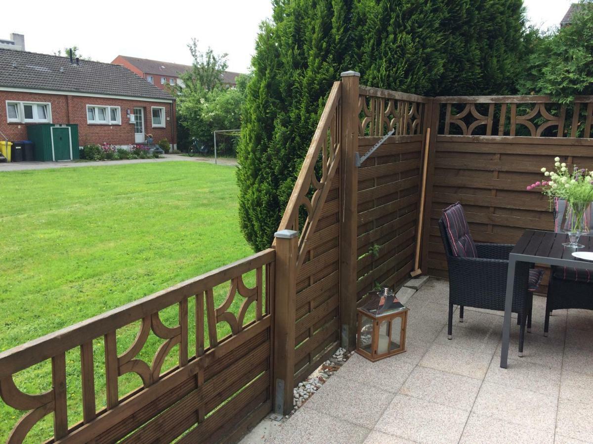 Ferienwohnung „Lüttje Nüst“ Emden Exterior foto