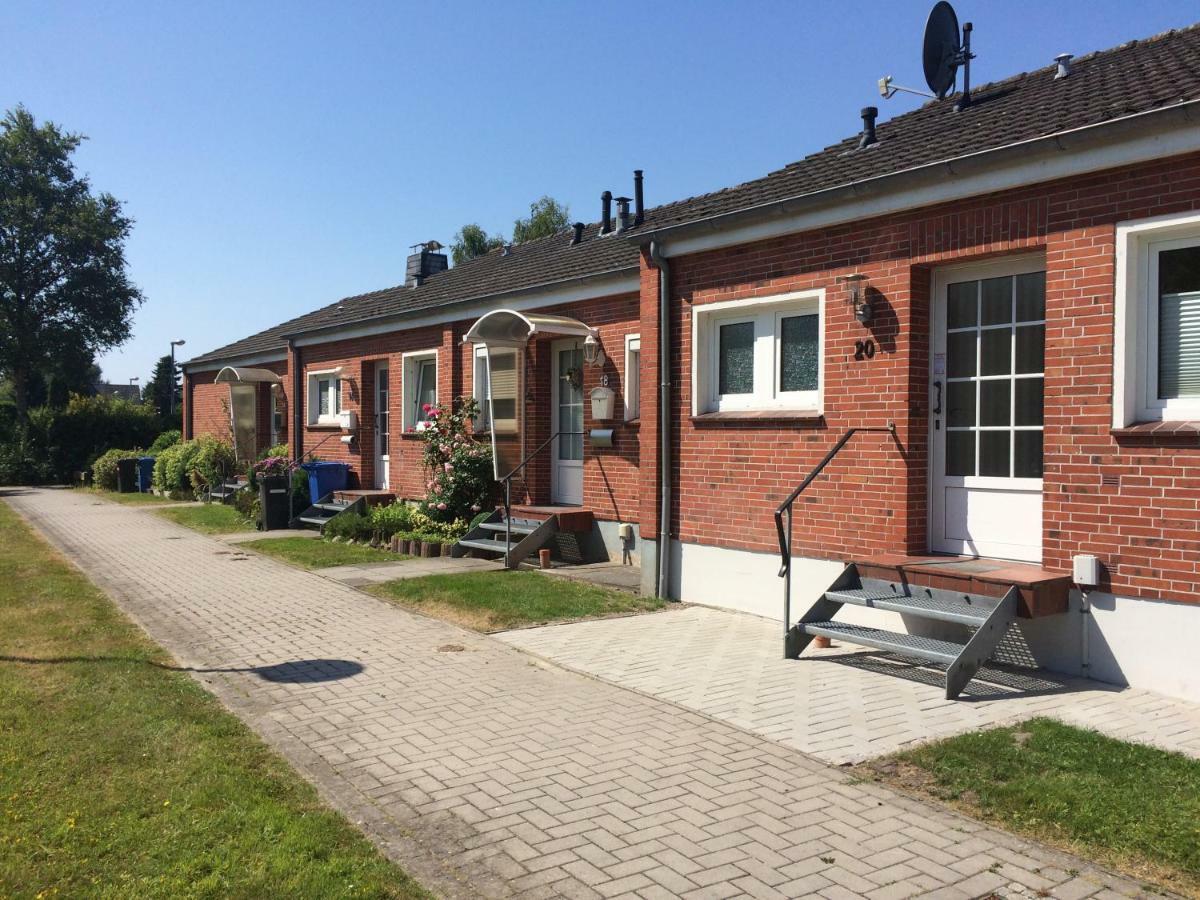 Ferienwohnung „Lüttje Nüst“ Emden Exterior foto
